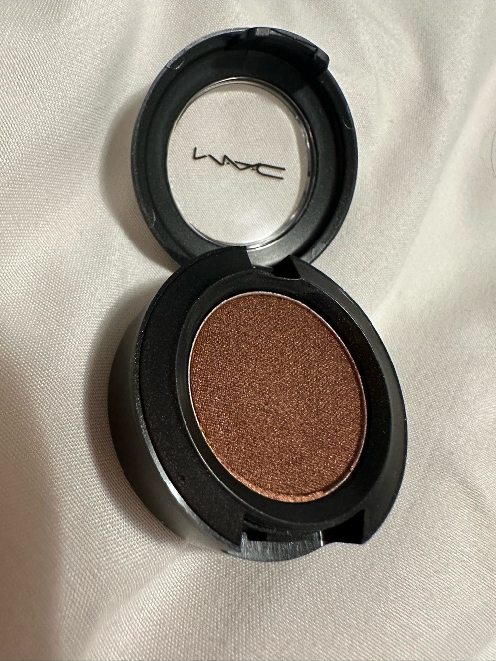 MAC Cosmetics Shimmery Copper Brown Single Eyeshadow
